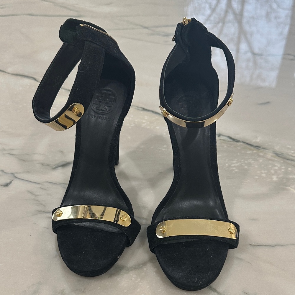 Tory Burch Black and Gold Heels